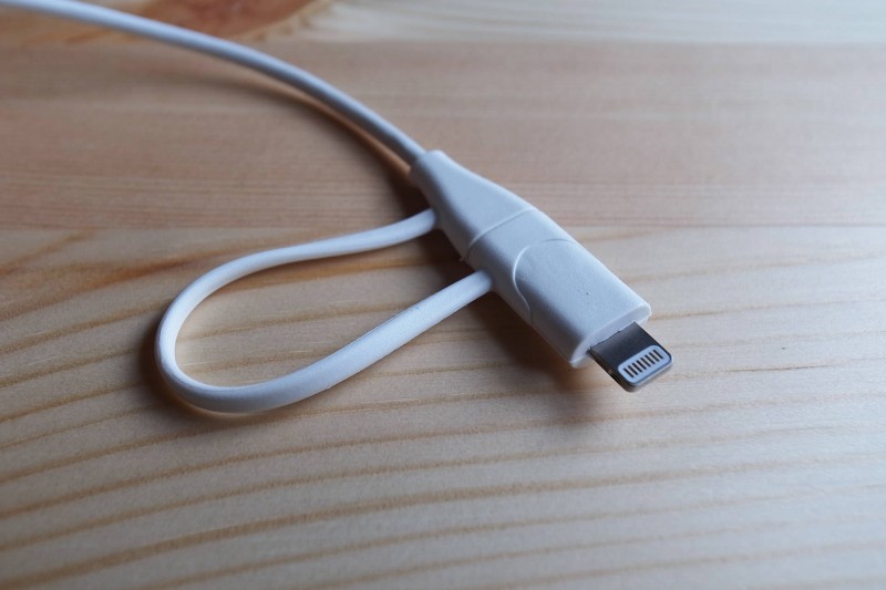 cheero 2in1 USB Cable with micro USB and Lightning connector_4