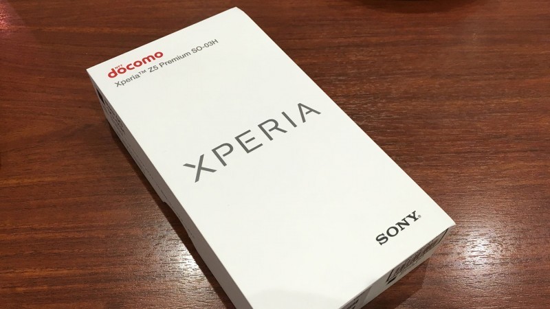 Xperia Z5 Premium SO-03H（Black）買いました。
