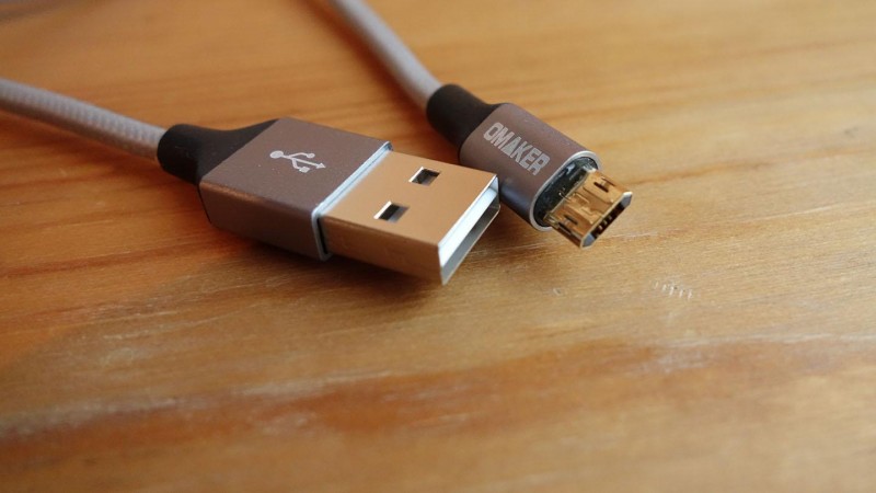 omaker-reversible-usb-cable