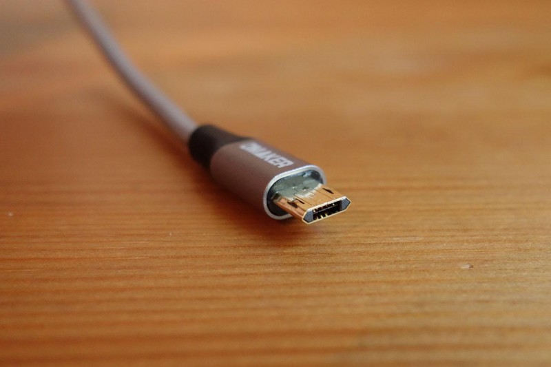 omaker-reversible-usb-cable_03