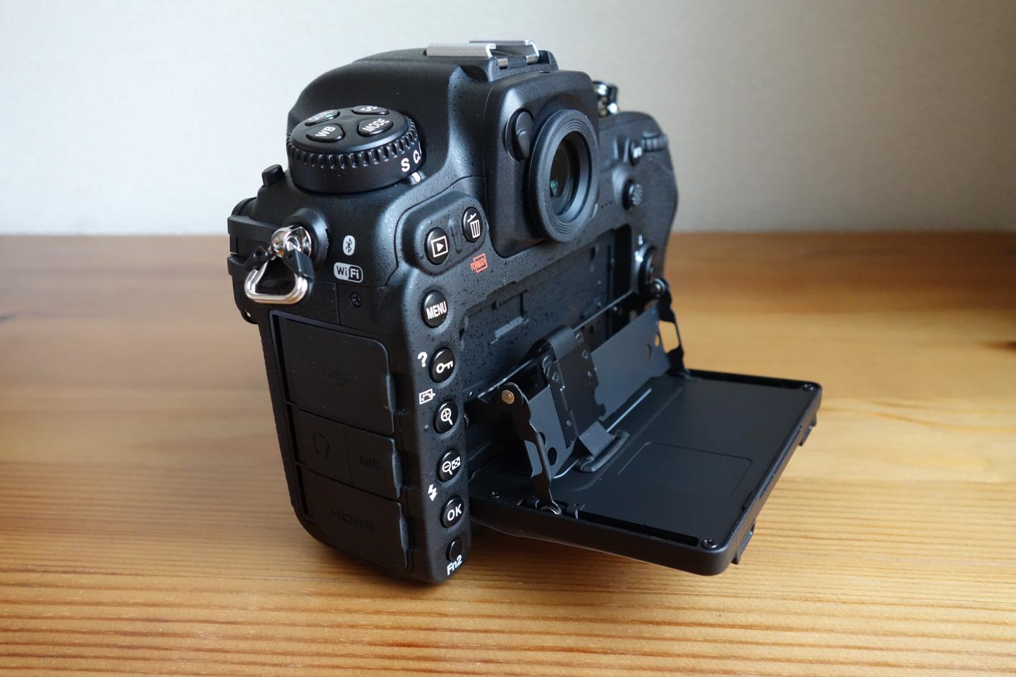 6年ぶりのDXフォーマットフラッグシップ機「Nikon D500」レビュー