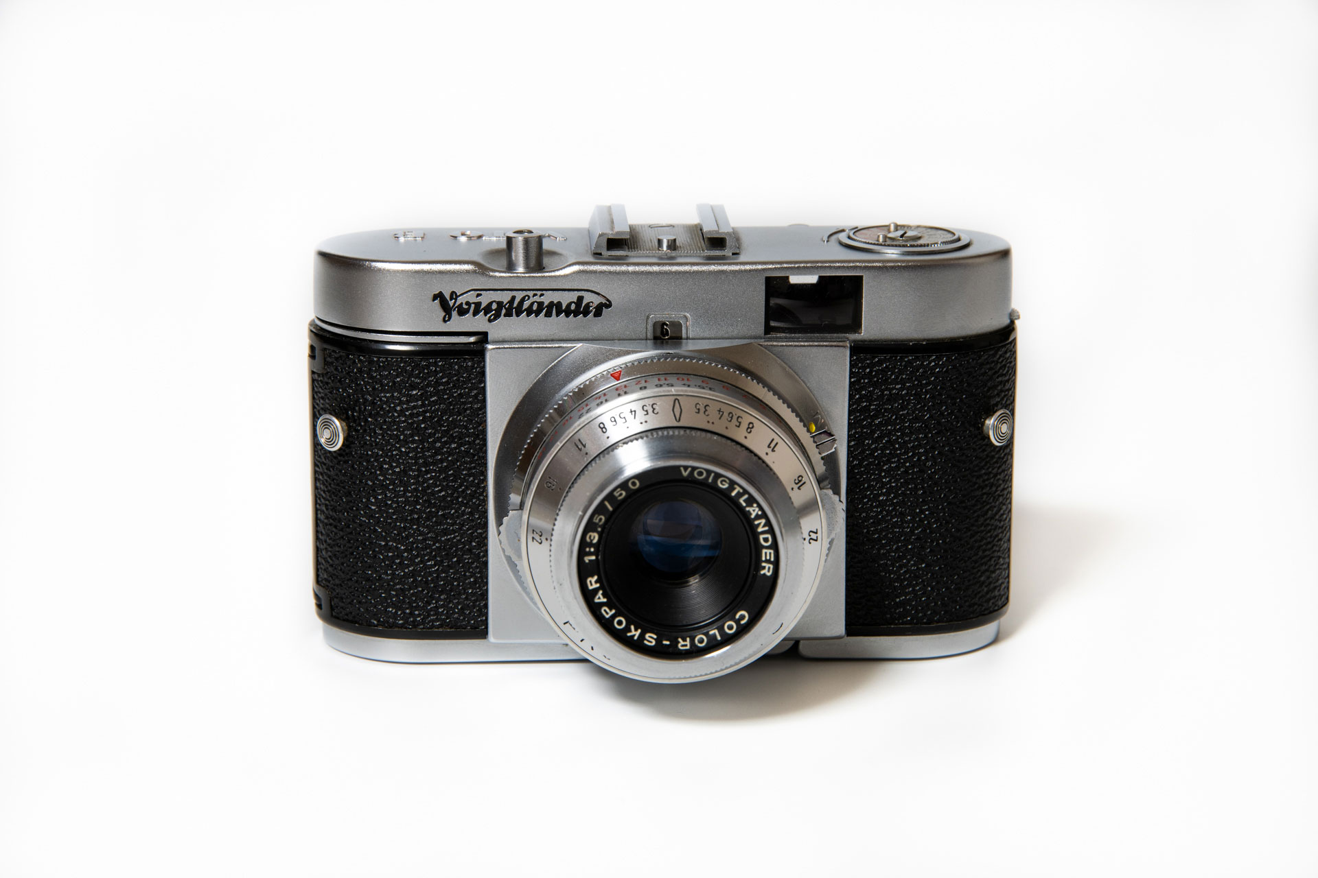 フルマニュアルのフィルムカメラ『Voigtlander vito B』が最高にかっこ