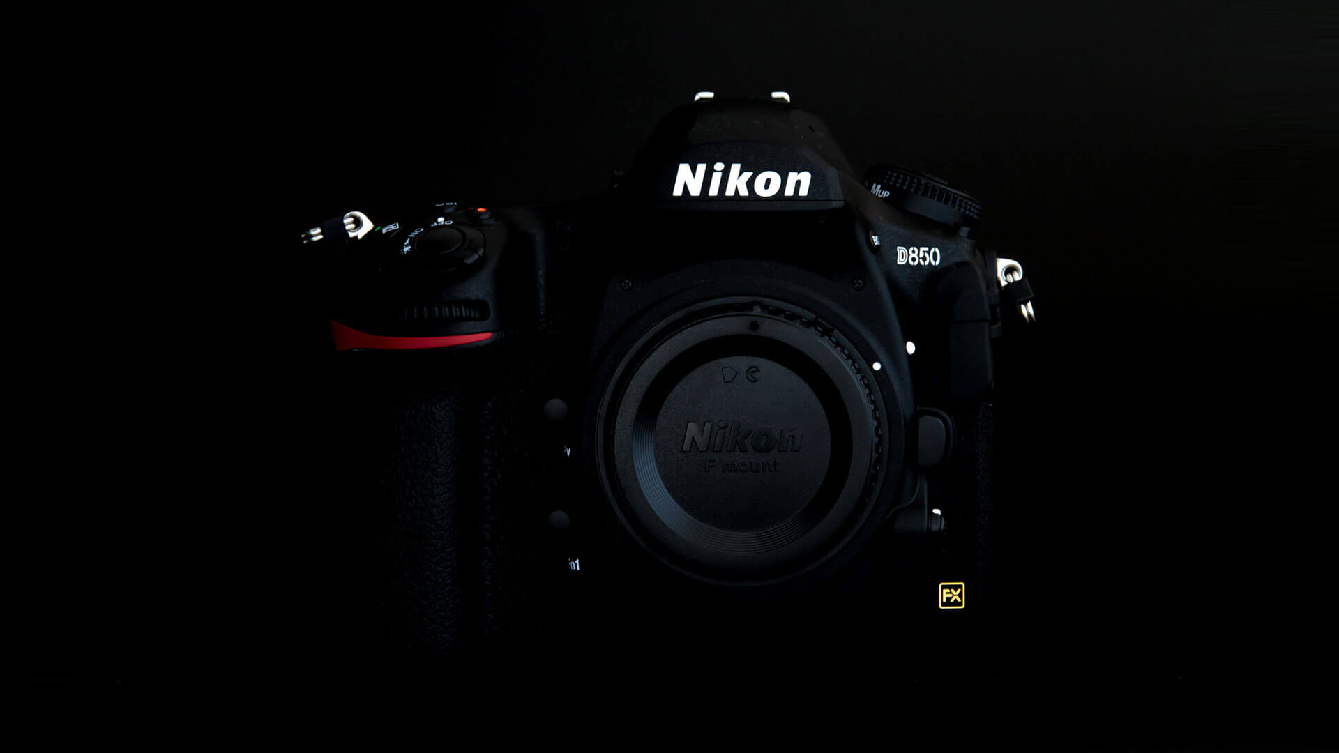 Nikon D850外観レビュー！まさに100周年にふさわしい名機！