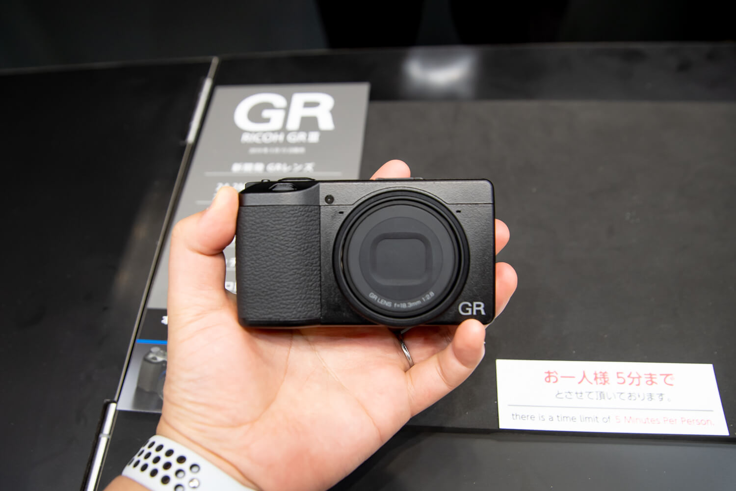 RICOH GRⅢ【付属品完備】 - デジタルカメラ