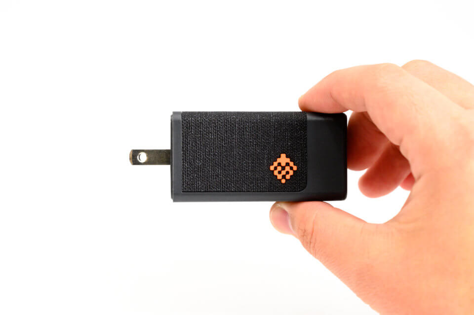 SlimQ レビュー！GaN採用で世界最小クラスの65W USB PD充電器