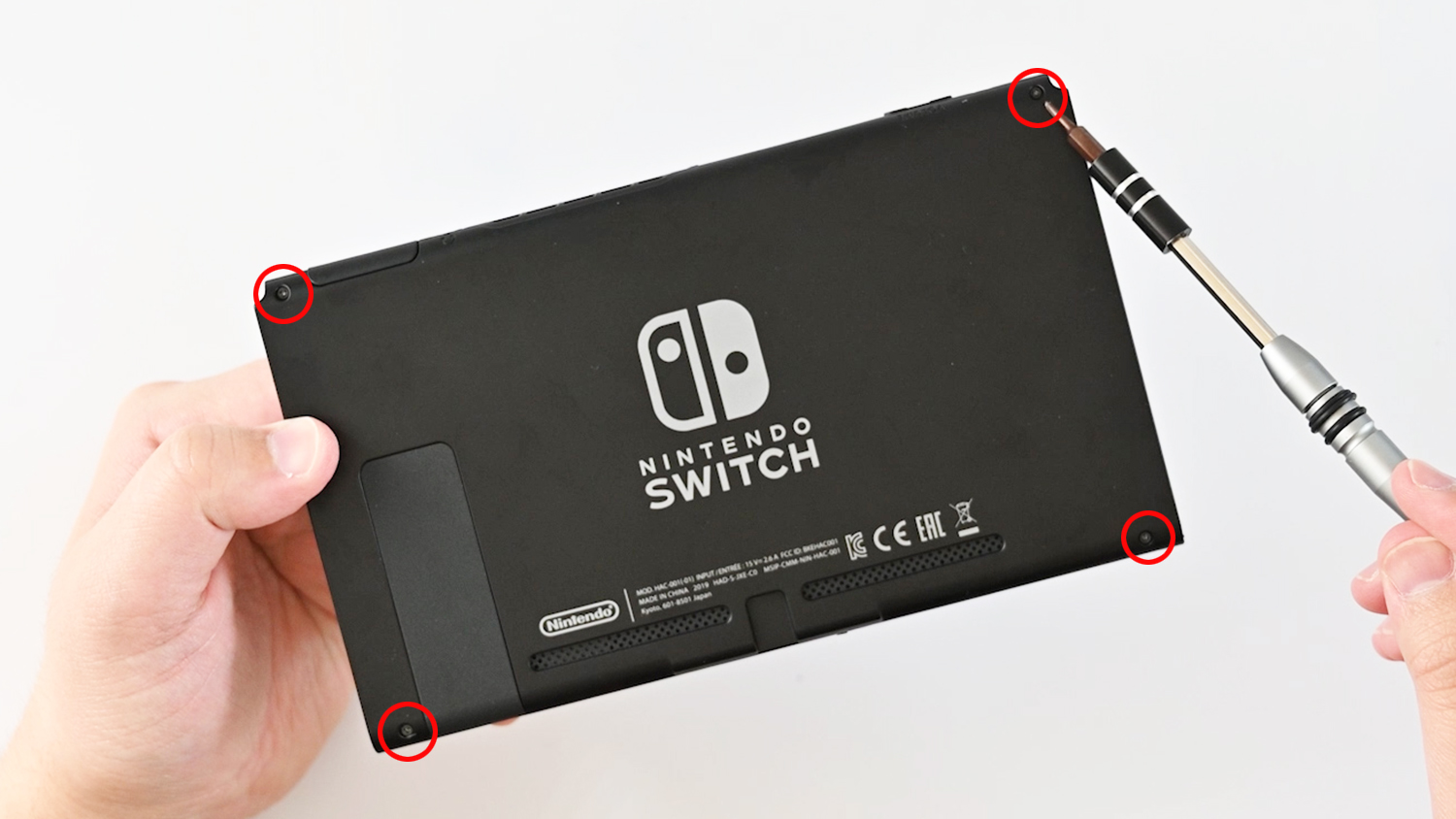 Nintendo SwitchとJoy-Conを分解して外装を交換する手順 | でこにく