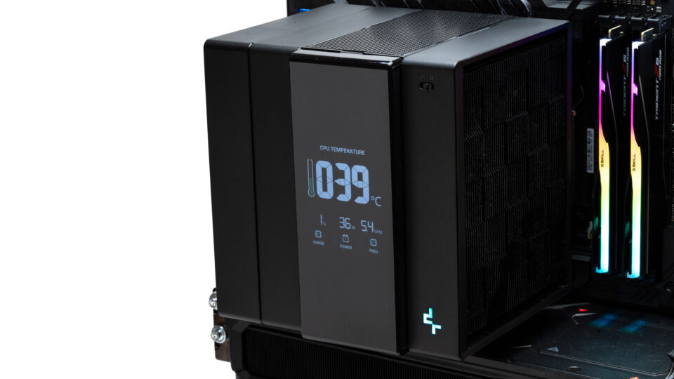 ディスプレイがかっこいい！よく冷える！DeepCoolのハイエンド空冷CPUクーラーASSASSIN IV VC VISIONを買った