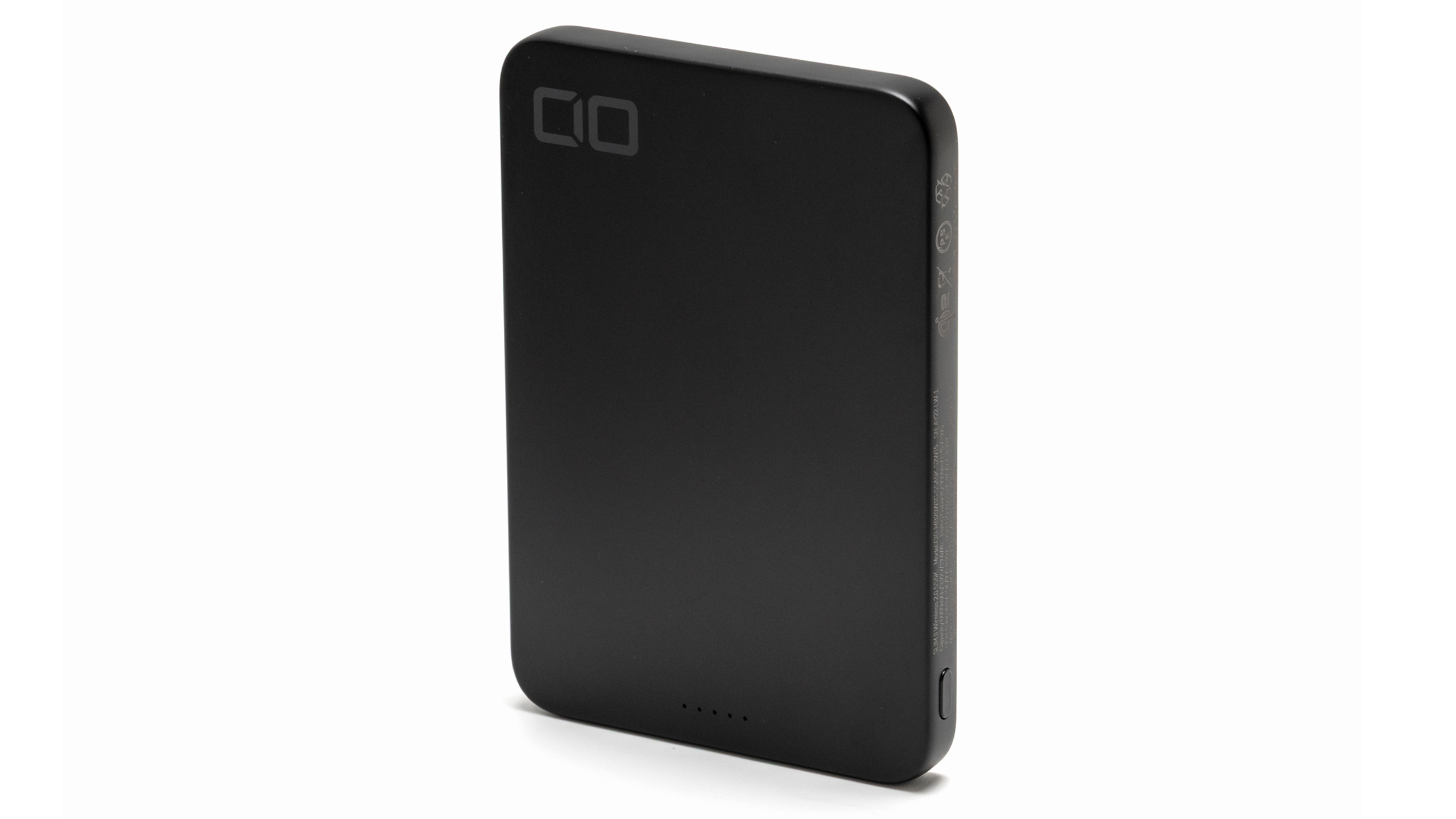 CIO SMARTCOBY SLIMⅡ Wireless2.0 SS5K レビュー：薄さと安心感を両立したQi2対応モバイルバッテリー