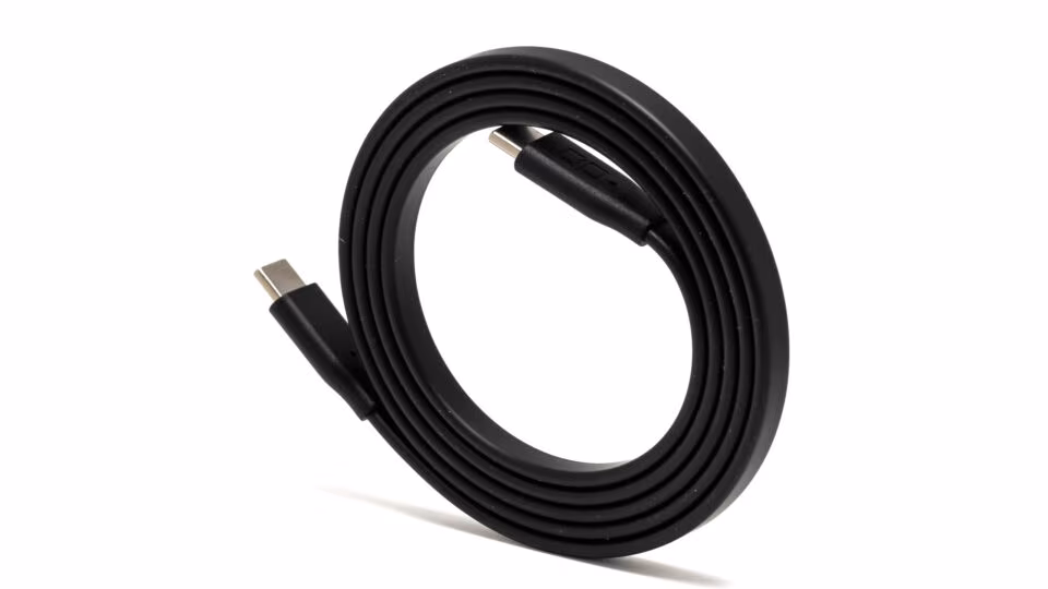 CIO フレックススパイラルケーブル レビュー：240W対応で薄くまとまるUSBケーブル